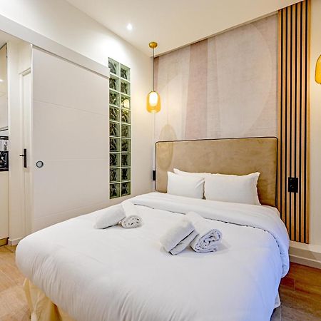 パリRelax In A Stylish Flat In Montmartreアパートメント エクステリア 写真
