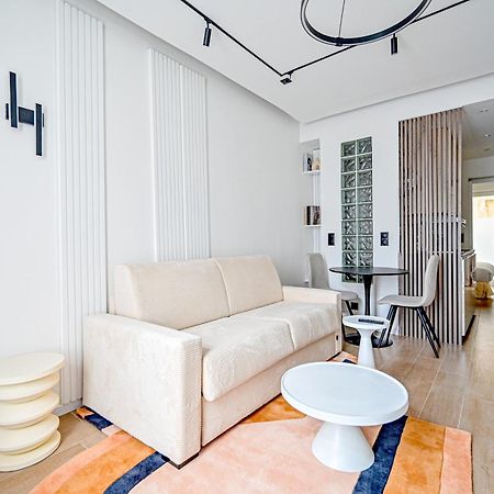 パリRelax In A Stylish Flat In Montmartreアパートメント エクステリア 写真