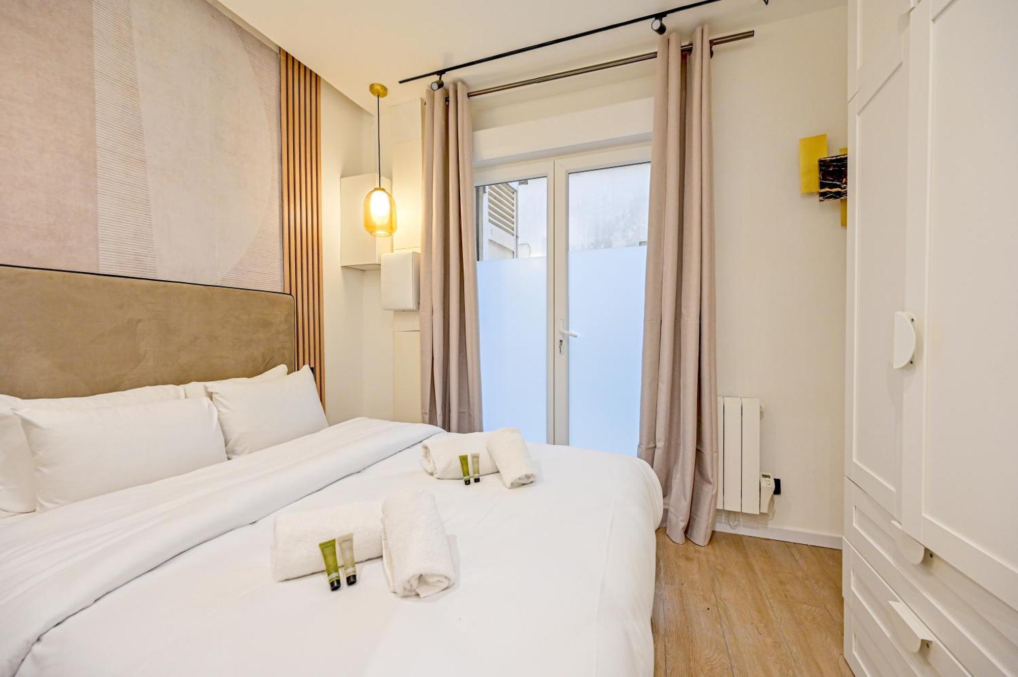 パリRelax In A Stylish Flat In Montmartreアパートメント エクステリア 写真