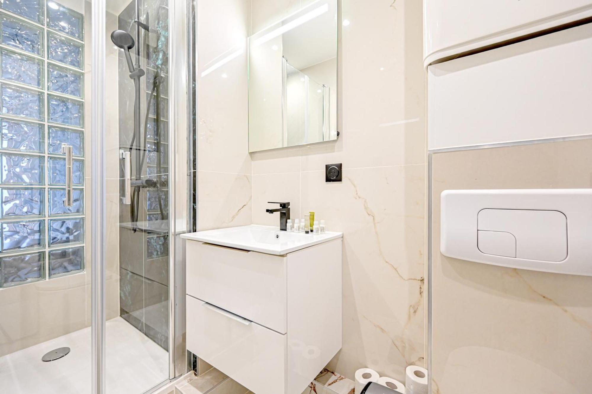 パリRelax In A Stylish Flat In Montmartreアパートメント エクステリア 写真